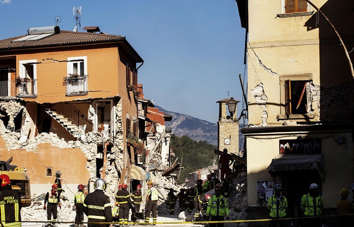 Italian quake death toll rises to 290 
